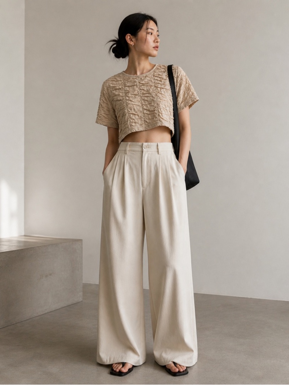 Oak + Fort Beige Textured Ruched Cropped Top Size L Minimalist